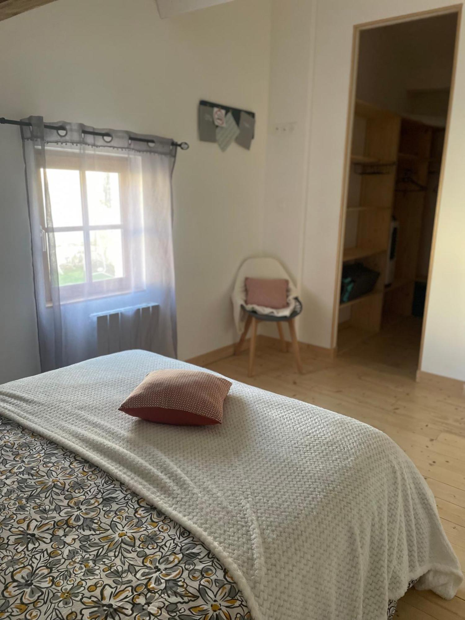 Gite La Rive Gauche Saint-Meme-les-Carrieres Dış mekan fotoğraf